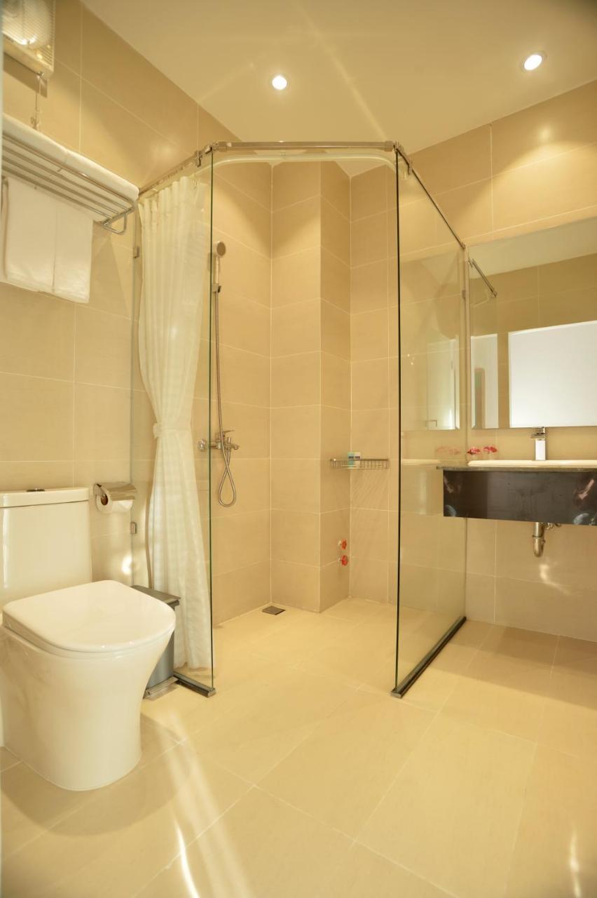 Pandora Saigon Hotel Ho Chi Minh City Exterior photo